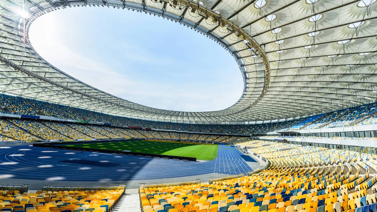 Os 10 estádios de futebol mais bonitos e impressionantes do Brasil