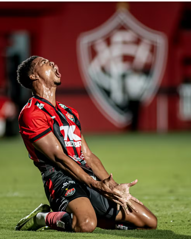 Remo confirma contratação do atacante Carlinhos, do Flamengo