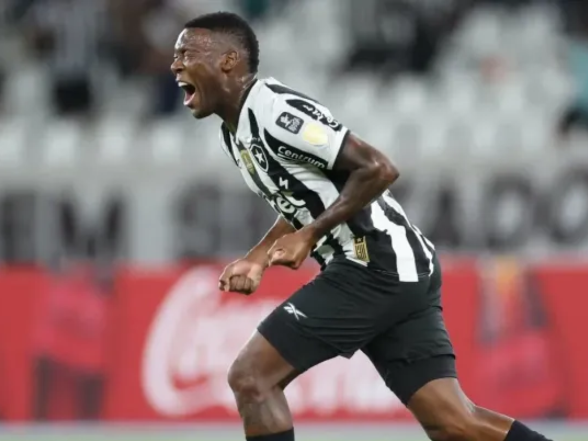Remo fecha com Patrick de Paula e Botafogo paga metade dos salários