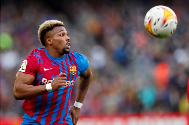 West Ham acerta a contratação de atacante ex-Barcelona e Wolverhampton