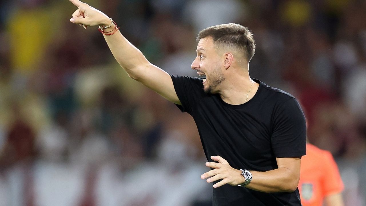 Anselmi cobra diretoria após derrota do Botafogo: “Não pode vender mais ninguém”