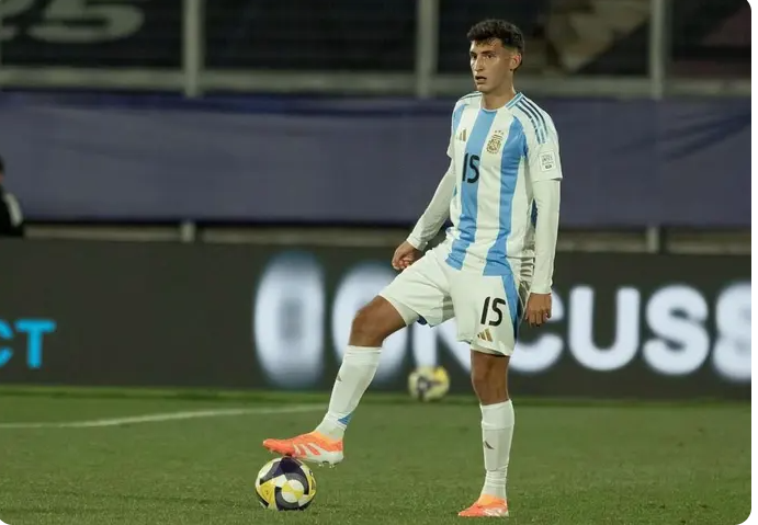 Atlético-MG fica próximo de acerto com volante Tomás Pérez, do Porto