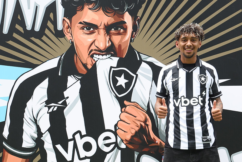 Cristian Medina é apresentado e revela bastidores no Botafogo