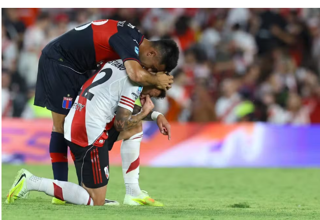Ex-jogadores de Flamengo e Palmeiras falham e River Plate é goleado pelo Tigre dentro de casa