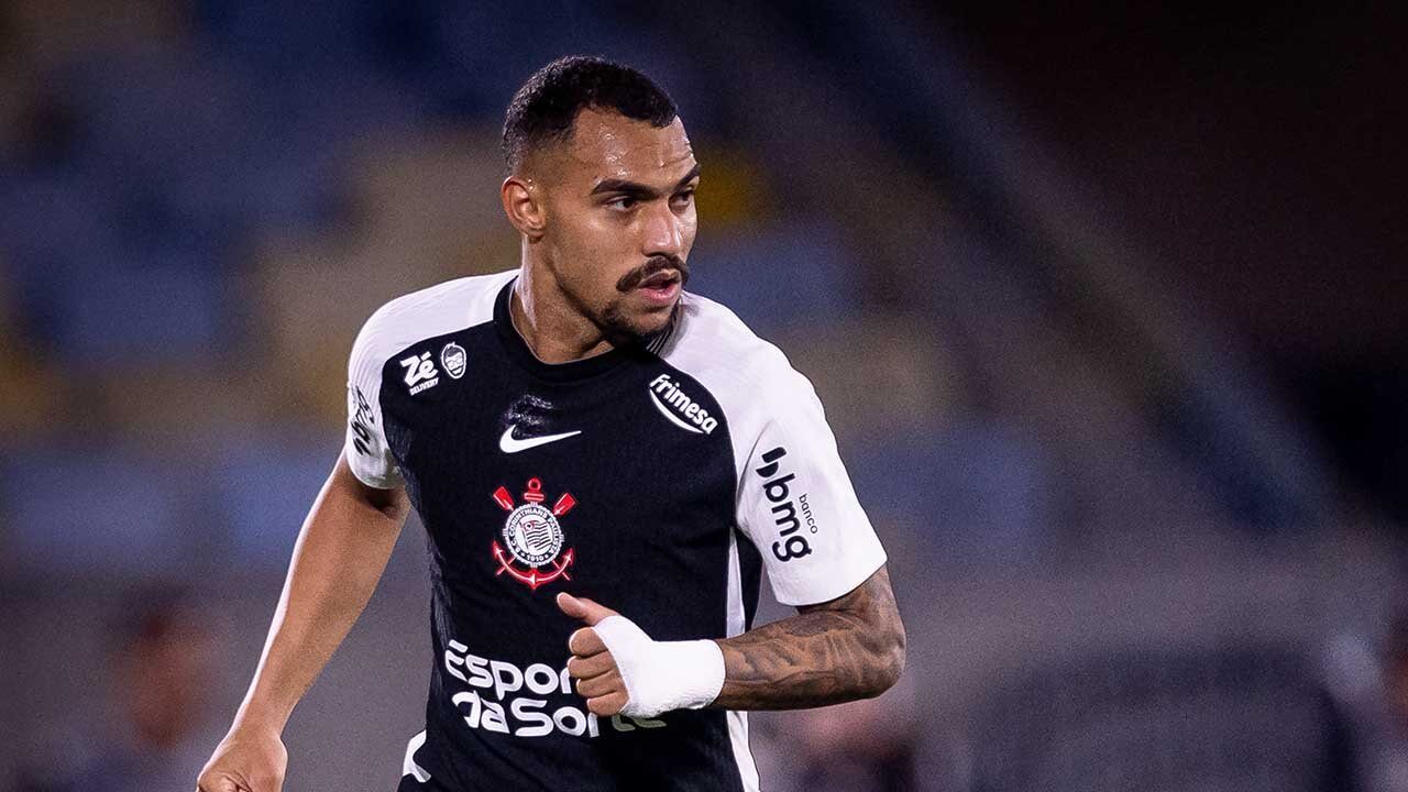 Gigante europeu apresenta proposta por Matheuzinho e Corinthians mira venda estratégica após a Copa