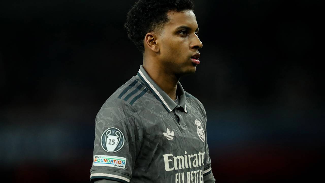 Suspensão de Rodrygo pela UEFA impacta confronto decisivo entre Real Madrid e Benfica na Champions