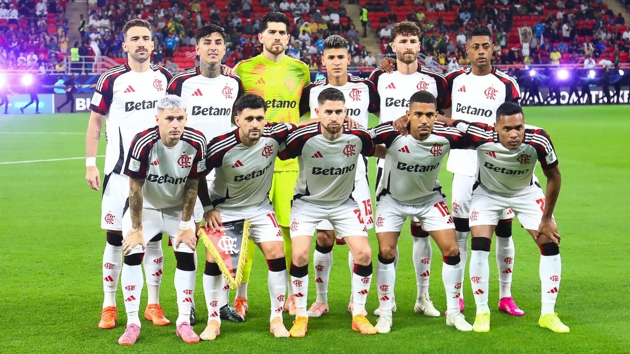 West Ham monitora joia do Flamengo e clube estipula valor elevado
