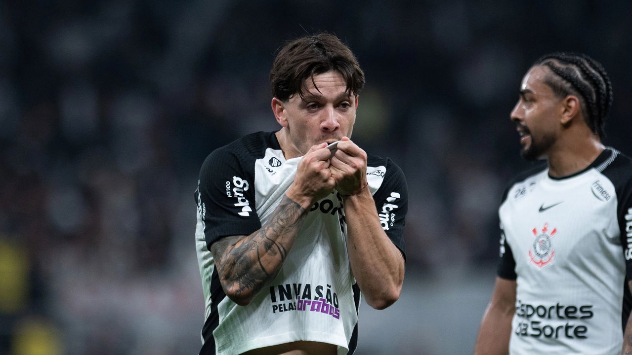 Boca insiste em Garro, mas Corinthians blinda meia com multa milionária