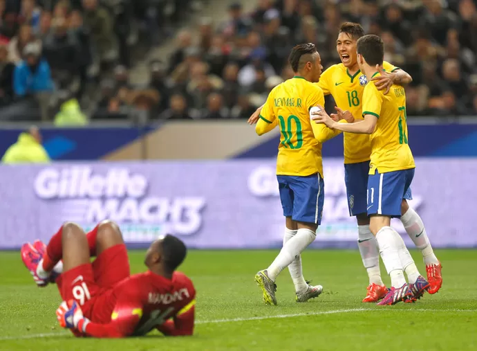 Brasil reencontra a França após 11 anos; relembre o último confronto