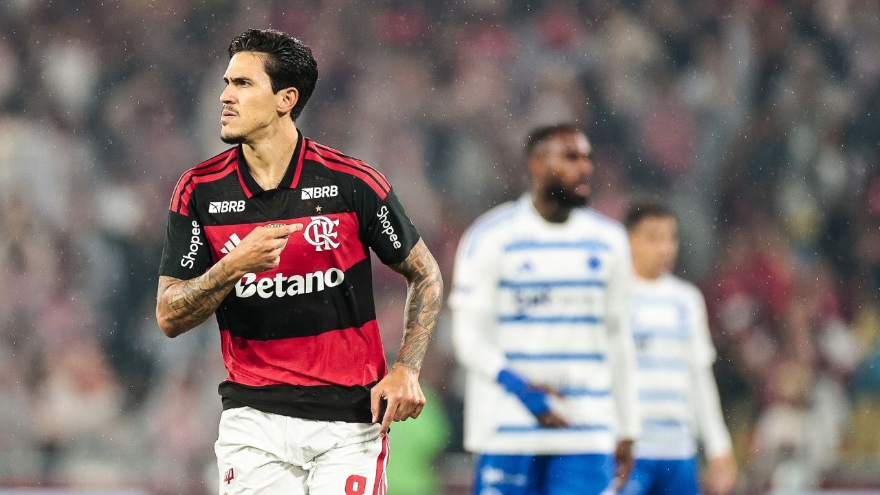 Desempenho de Pedro empolga Flamengo após chegada de Leonardo Jardim