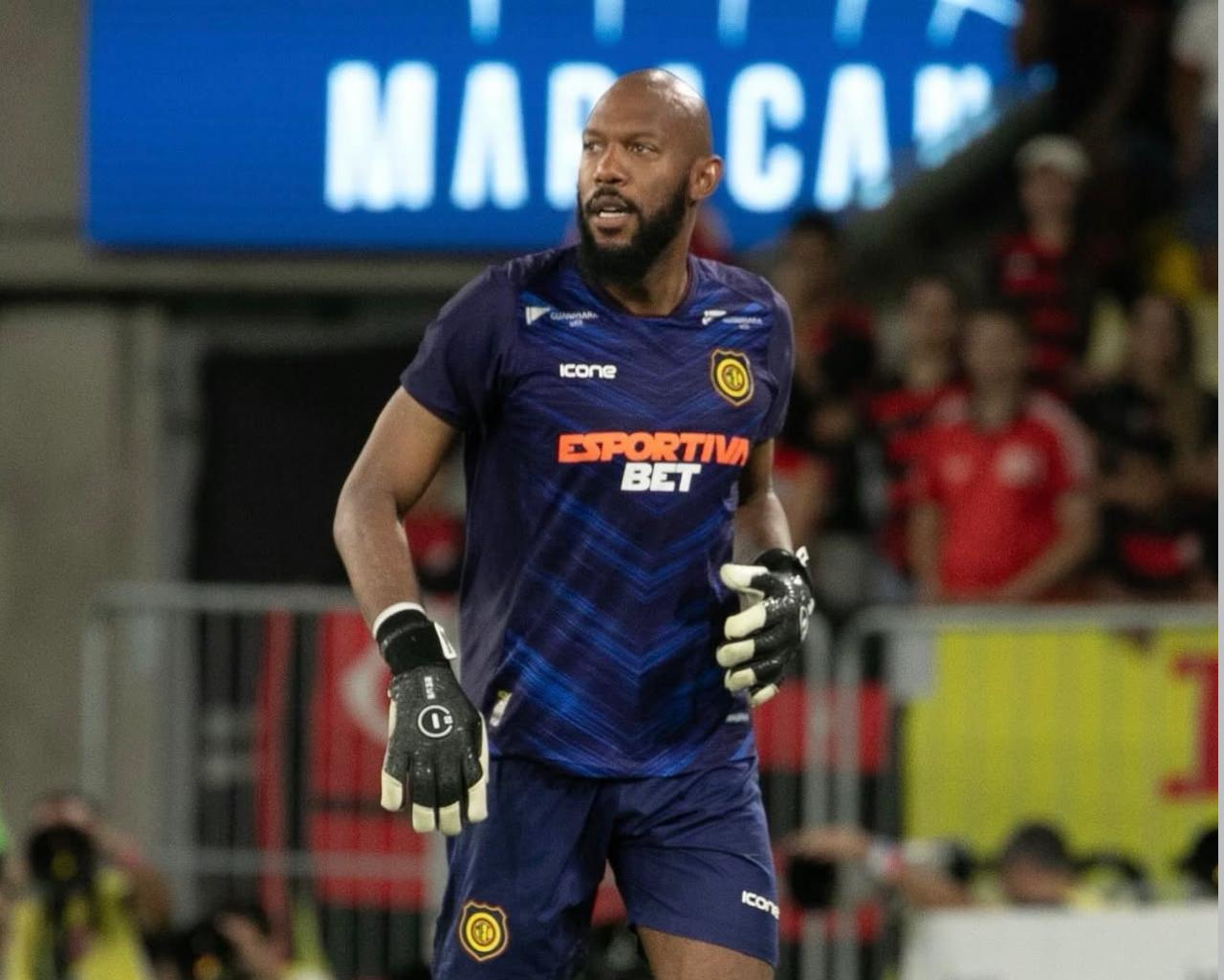Destaque do Madureira, goleiro Neguete recebe sondagens de equipe da Série B