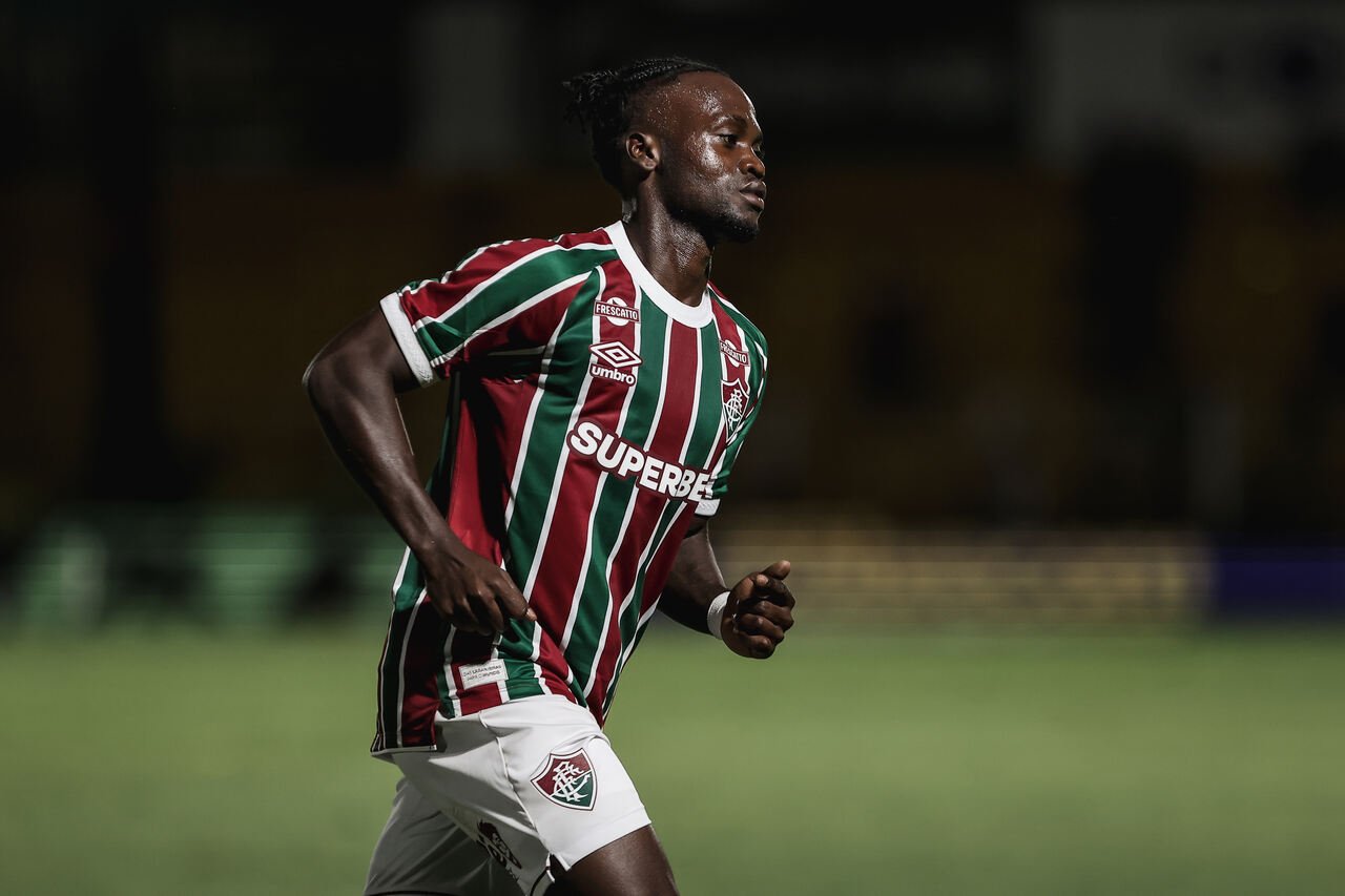 Fluminense surpreende e anuncia saída de Santi Moreno