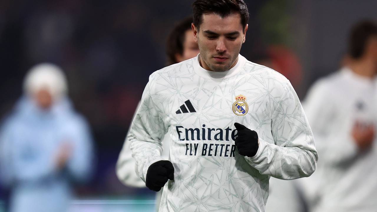 O Real Madrid pode dispensar Brahim Díaz mesmo com o jogador disposto a manter compromisso com o clube