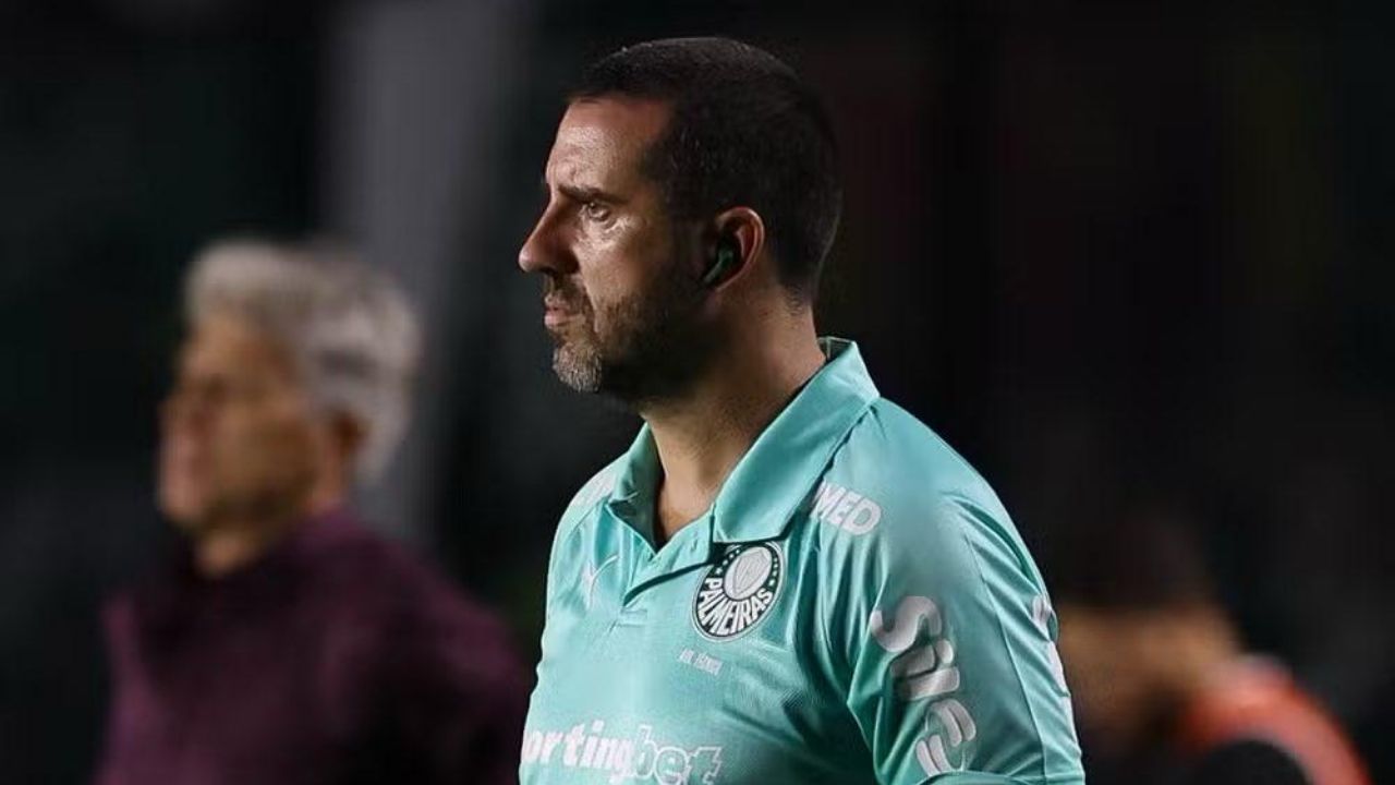 Penido detona Palmeiras após derrota em São Januário: "Mau perdedor"