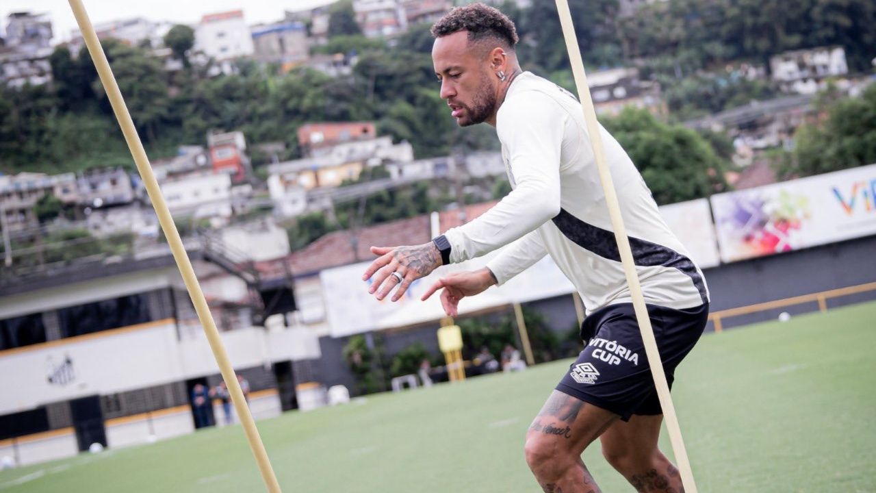 Santos adota cautela com Neymar e intensifica controle físico antes da Copa do Mundo