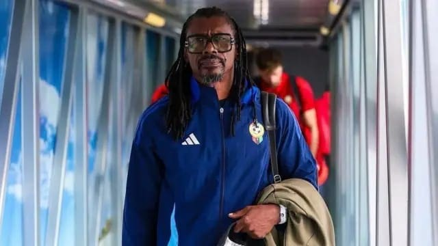 ANGOLA “ROUBA” EX-TREINADOR DE SENEGAL À LÍBIA