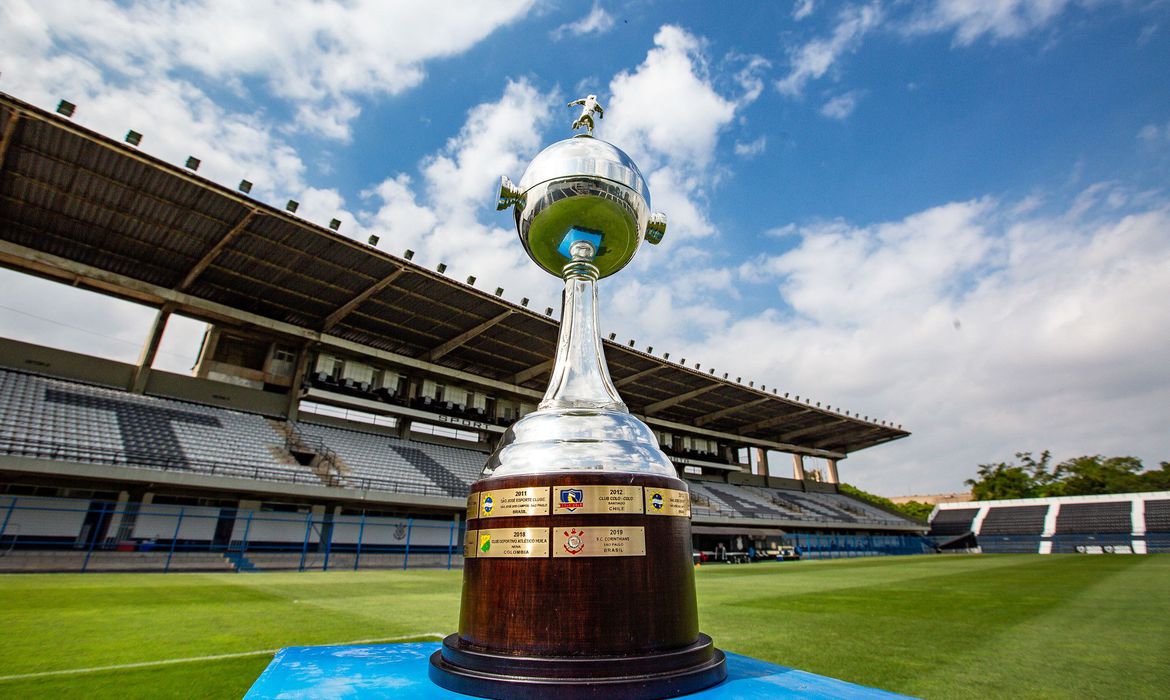 Fluminense define lista da Libertadores