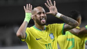 Neymar Jr: “Eu jogo com alegria, porque é isso que me trouxe até aqui.”