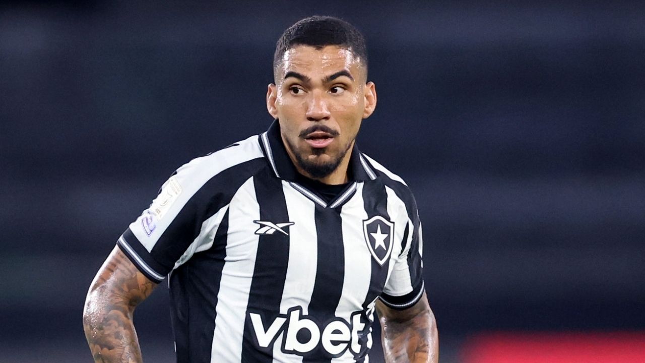 Allan tem lesão grave confirmada e desfalca o Botafogo por até cinco meses
