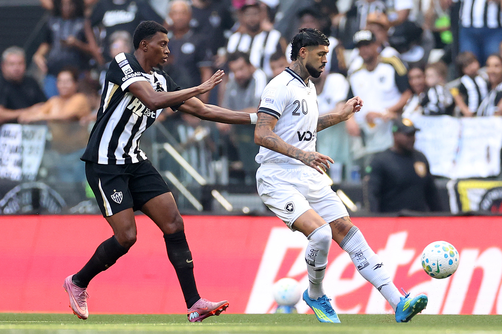 Botafogo é valente e arranca empate do Atlético Mineiro na Arena MRV