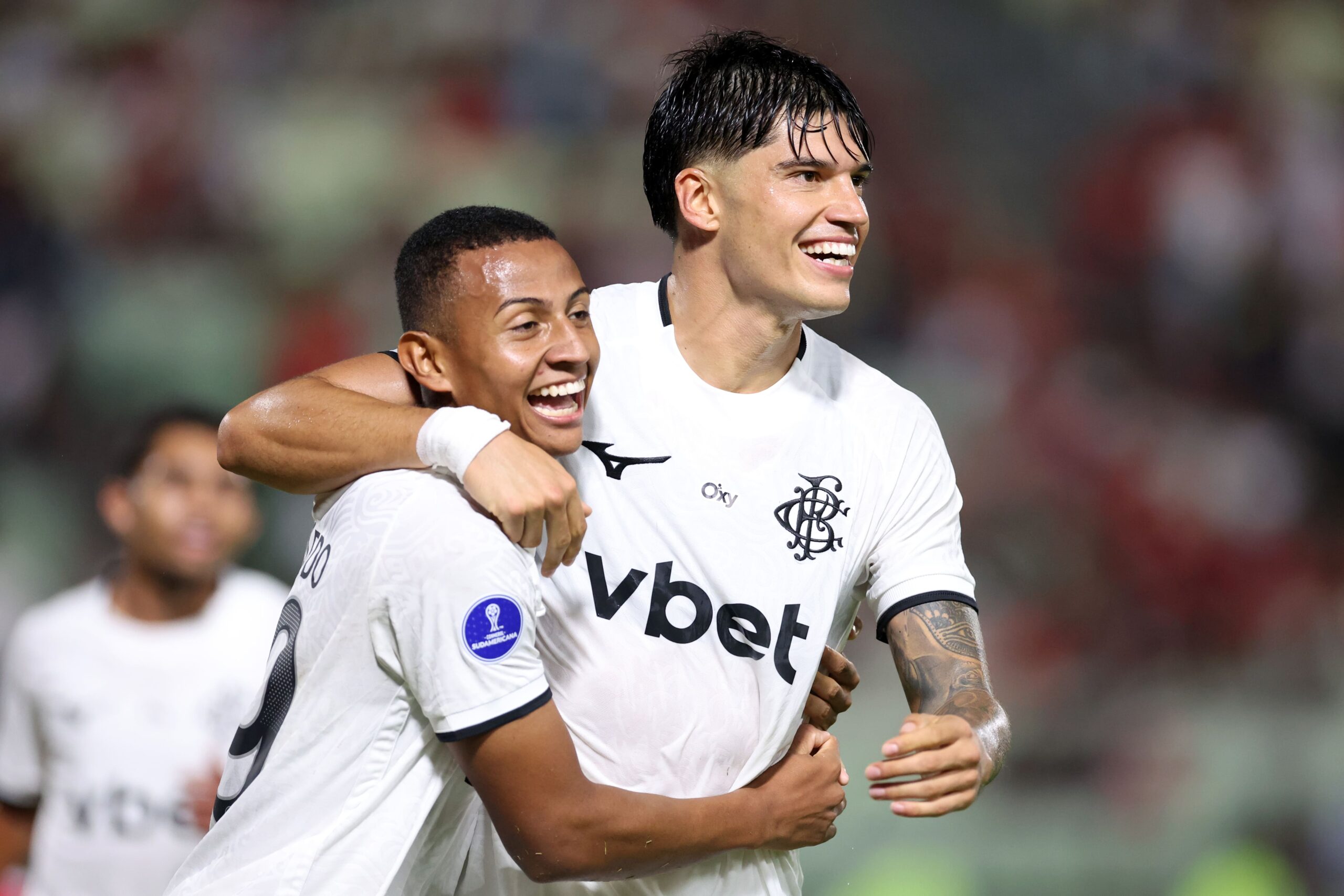 Botafogo vence o Caracas de virada fora de casa e garante liderança geral na Copa Sul-Americana