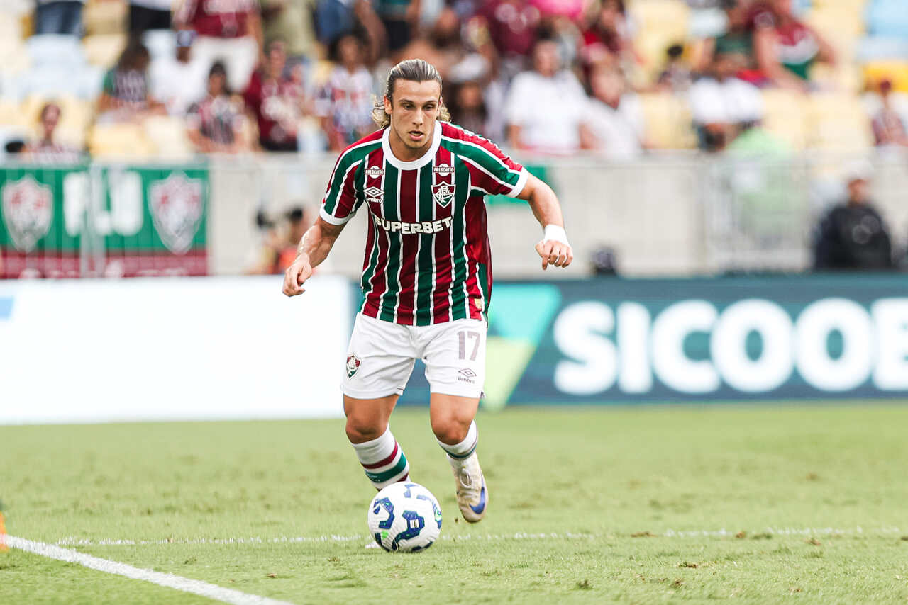 Canobbio abre o jogo sobre River e manda recado ao Fluminense