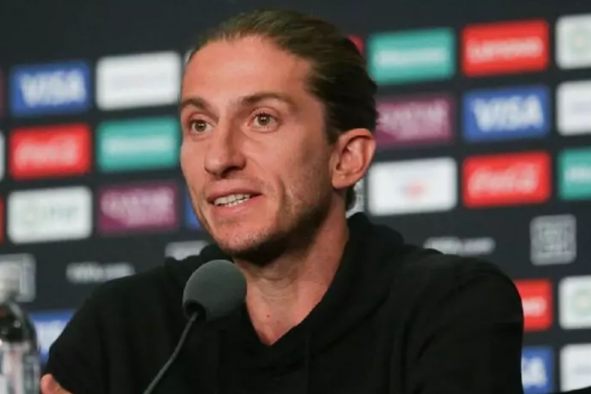 Filipe Luís pode iniciar carreira no futebol europeu após saída do Flamengo