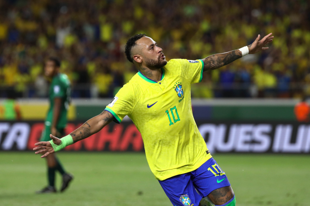 Jornal inglês diz que convocação de Neymar mostra desespero do Brasil ‘para ter seu Messi’