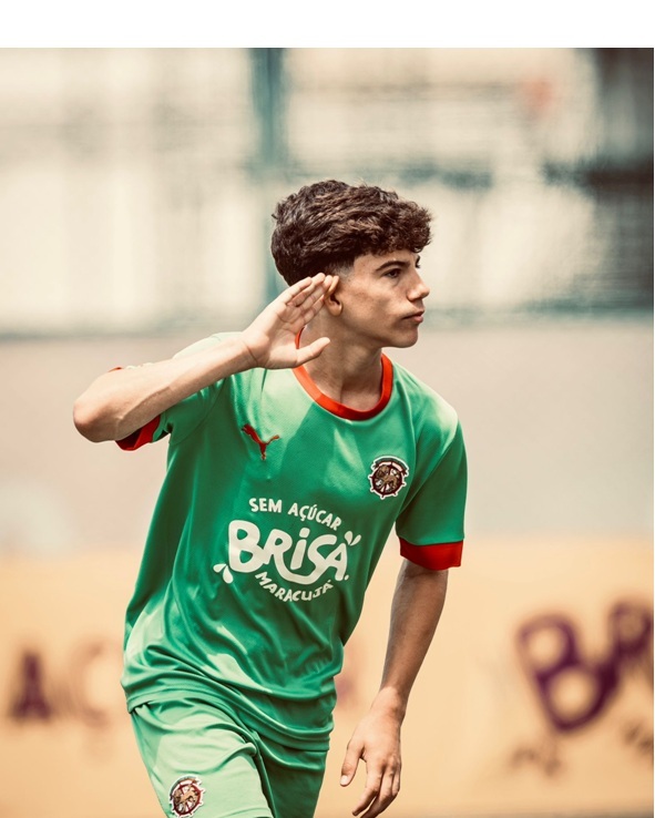 Jovem brasileiro se destaca no futebol português e chama atenção