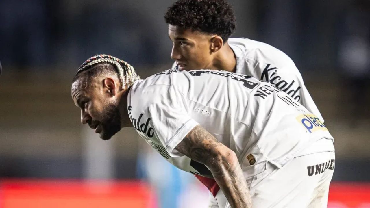 Na prisão, Robinho teria ‘surtado’ ao saber de agressão de Neymar ao filho