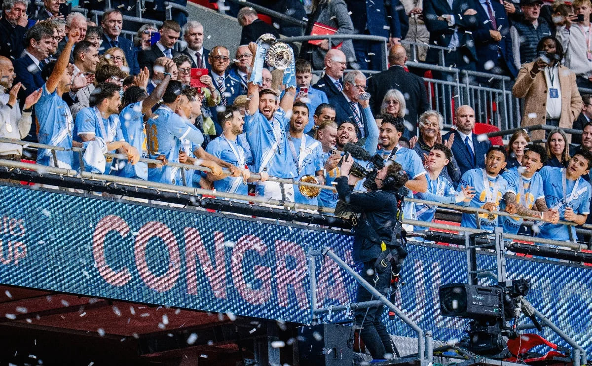 Semenyo decide no fim, City bate Chelsea e conquista a Copa da Inglaterra