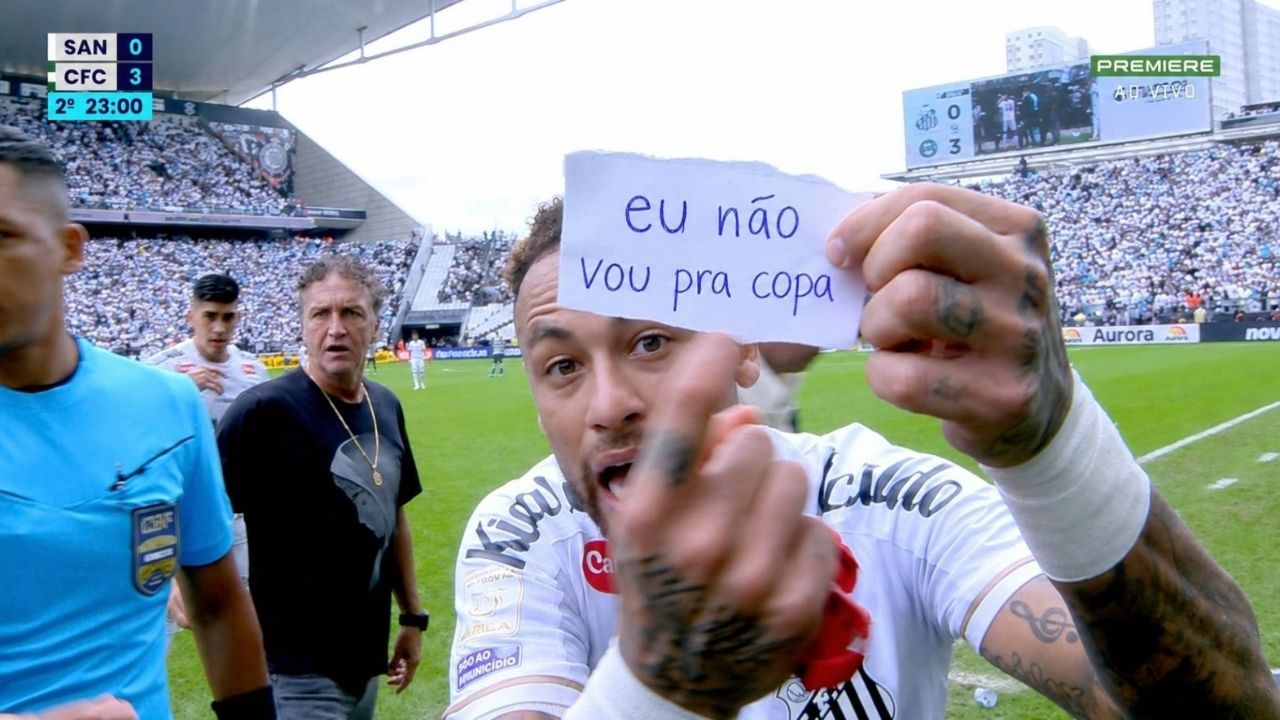 Substituição errada de Neymar por engano rende memes na web; confira