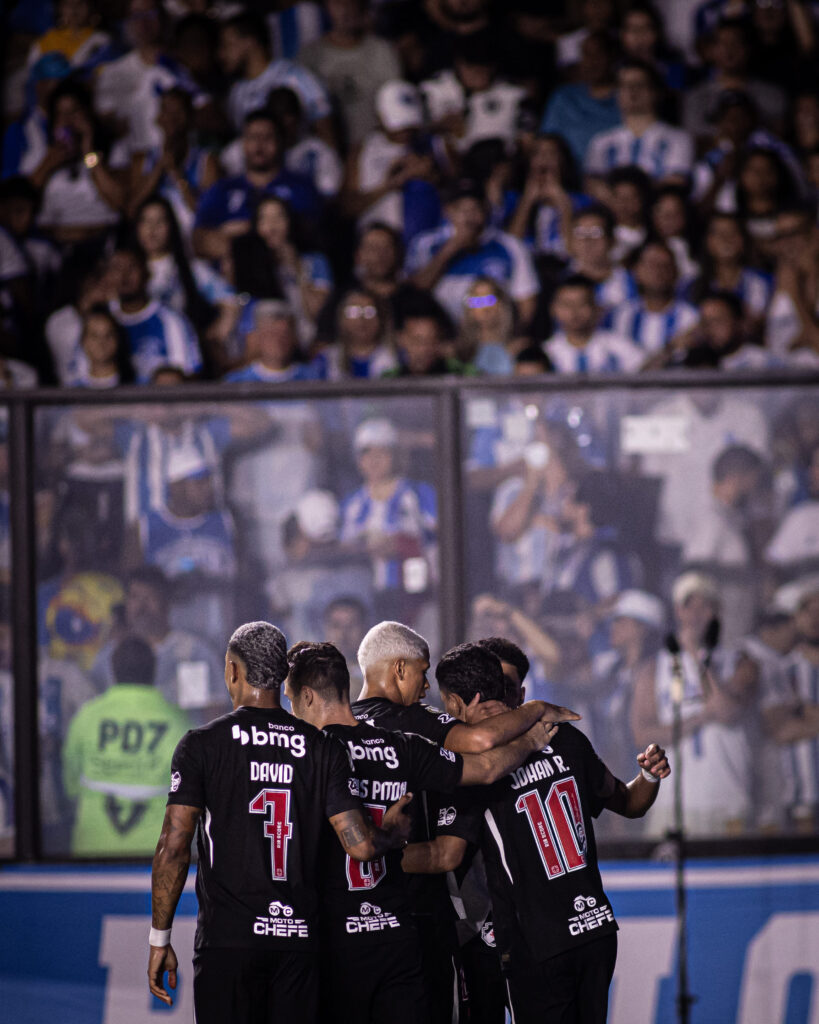 Vasco anuncia novo patrocinador para o uniforme até o fim de 2026