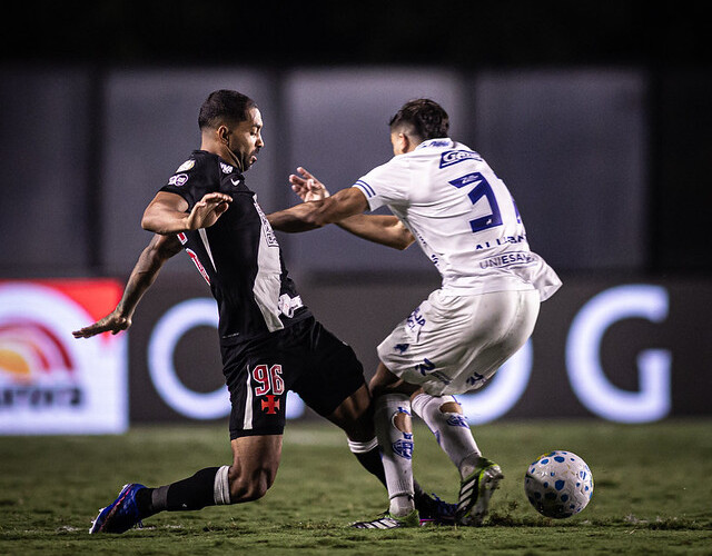 Vasco terá seis desfalques contra o Inter; veja os relacionados