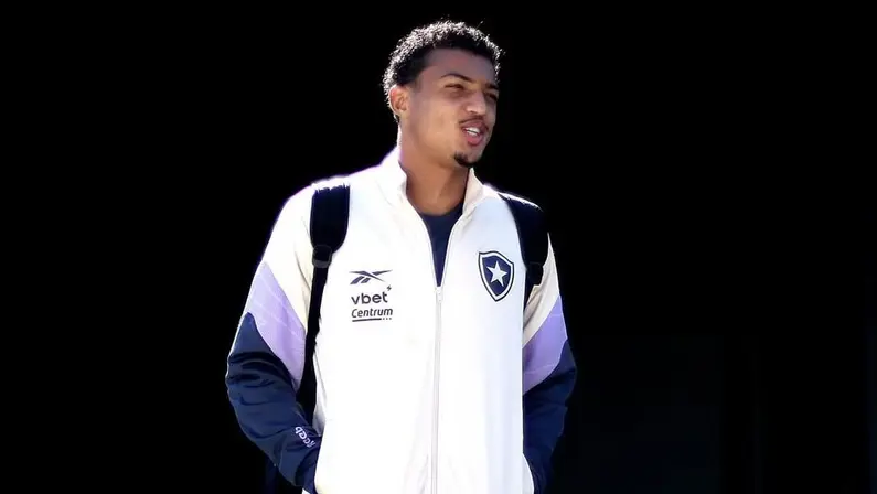 Botafogo define futuro de Kayke e atacante vai para o Japão