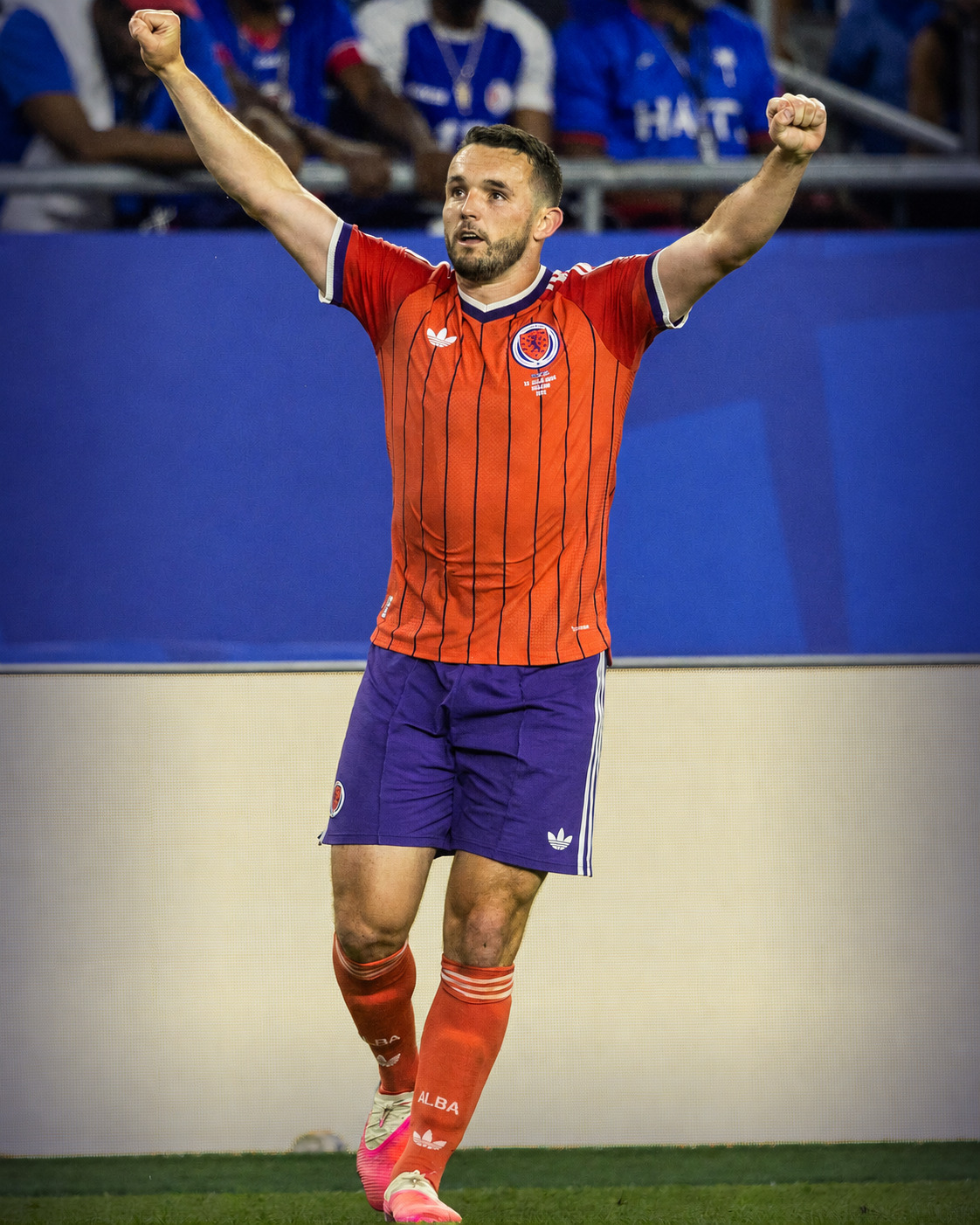 Escócia vence o Haiti em Boston e larga como líder do grupo do Brasil na Copa
