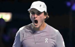 João Fonseca conquista feito inédito e ganha trunfo em Wimbledon