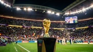 Só 22 jogadores entre os mais de mil participantes da Copa do Mundo de 2026 sabem o que é levantar a taça do Mundial